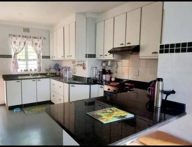 3 BEDROOM HOUSE FOR SALE IN AUSTERVILLE